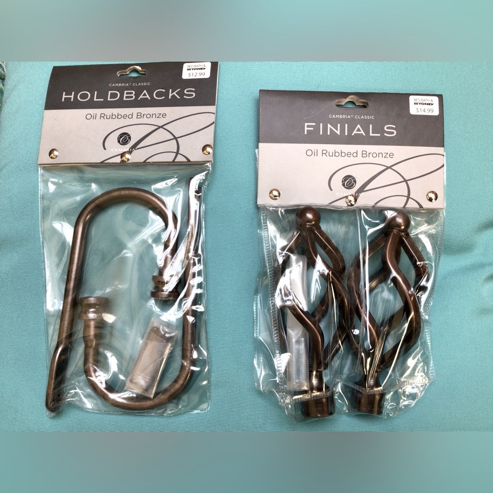 Cambria classic finials and holdbacks. NWT.